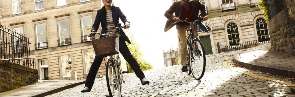 Discover Milan by bicycle!